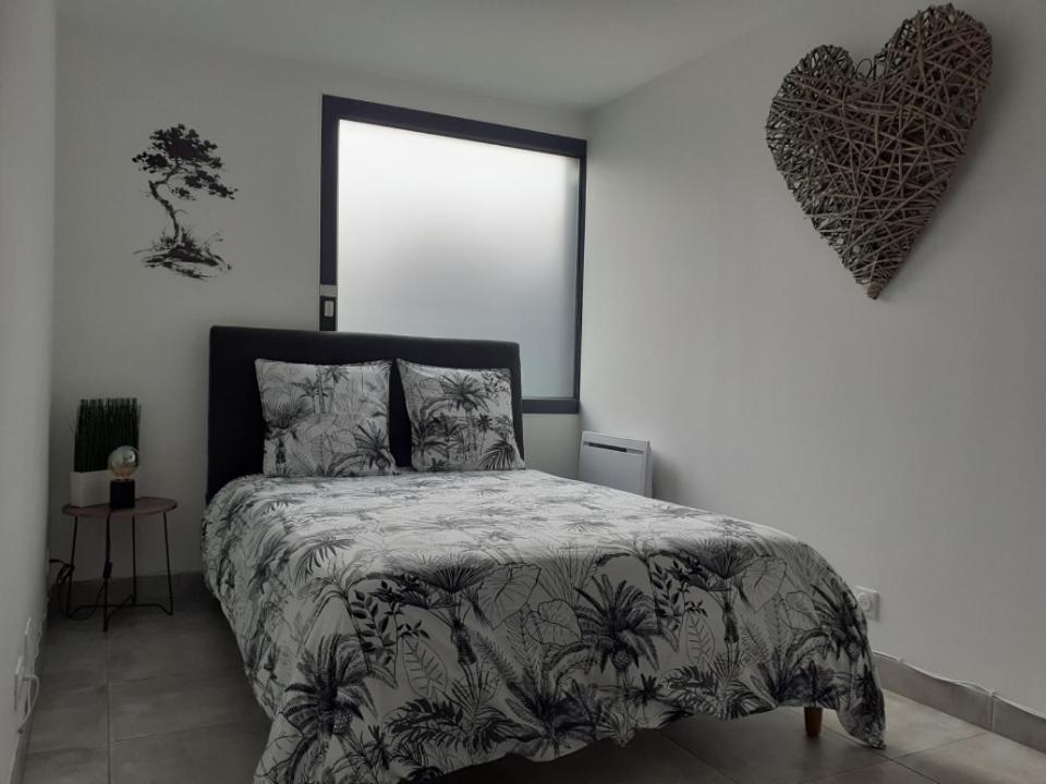 Apartamento Les Pins De Talant , Au Calme En Rez De Jardin Exterior foto